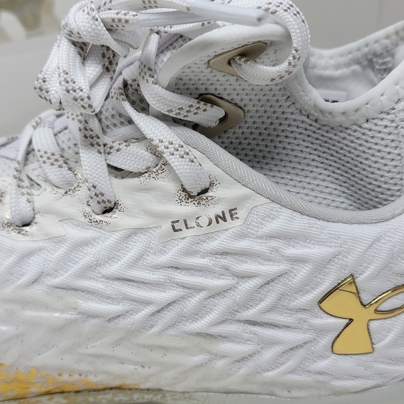 Under Armour Spotlight Clone 3.0 MC Football Cleats Women Sz 11 3026343 100 New - Picture 6 of 10